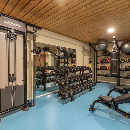 Lägenhetshotell Alpine Club 4*