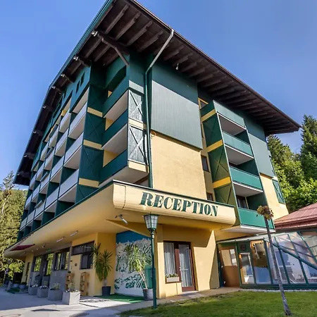 Alpine Club שלאדמינג