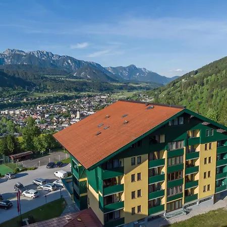 Ξενοδοχείο με διαμερίσματα Alpine Club
