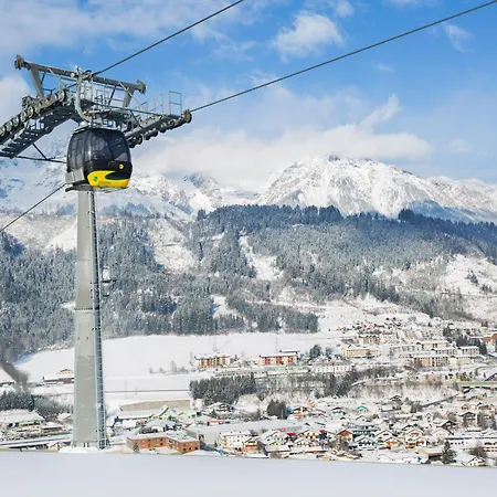 Lägenhetshotell Alpine Club 4*
