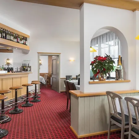 Alpine Club Apartahotel