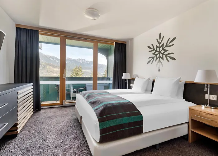 Alpine Club Apartahotel 4*