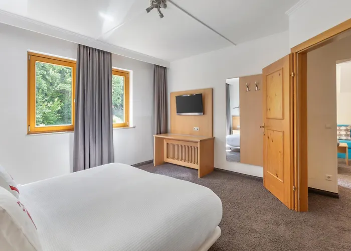 Apartahotel Alpine Club 4*